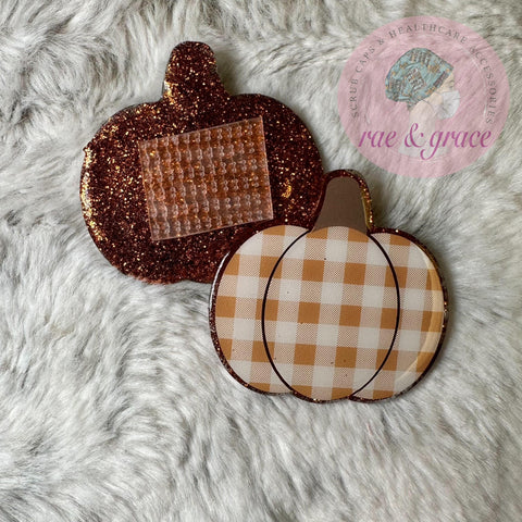 Plaid Pumpkins - Badge Reel