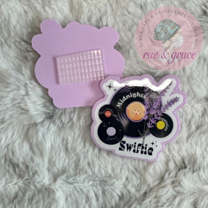 
            
                Load image into Gallery viewer, Swiftie Records - Badge Reel
            
        
