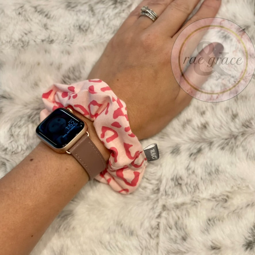 
            
                Load image into Gallery viewer, Pink Leopard Scrunchie
            
        