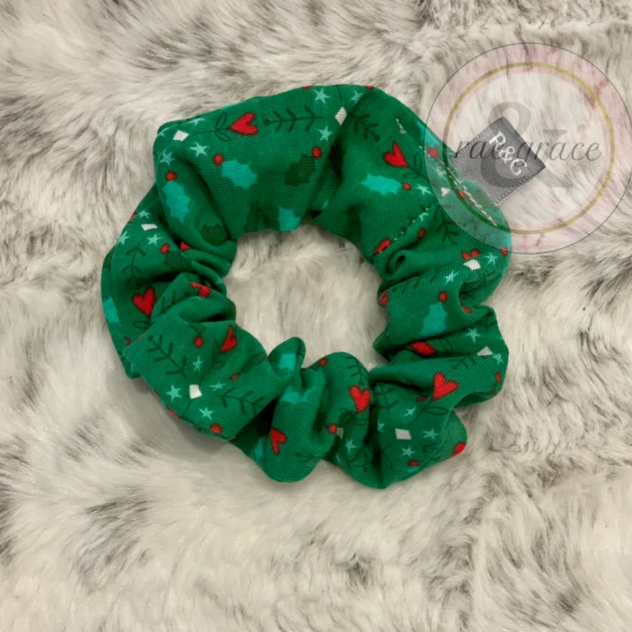 
            
                Load image into Gallery viewer, Christmas Holly Leaves Scrunchie
            
        